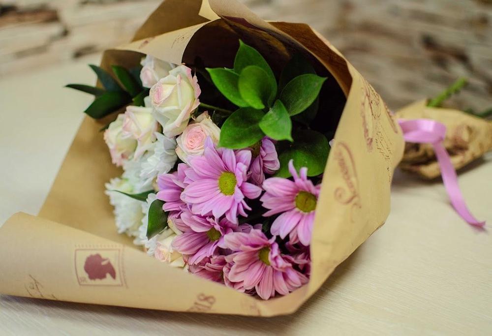 Букет цветов из: Розы и Хризантемы в Долиновке