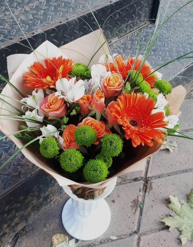 Букет цветов из: Герберы, Хризантемы, Альстромерии и Розы в Долиновке