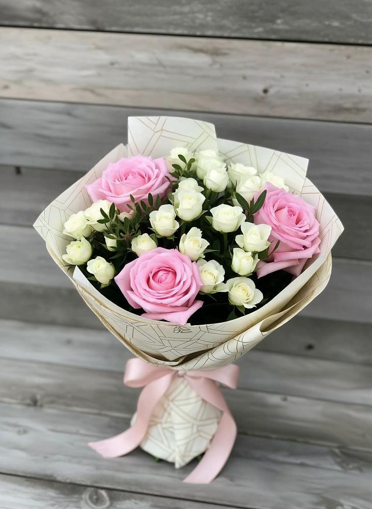 Букет цветов из: Розы в Долиновке