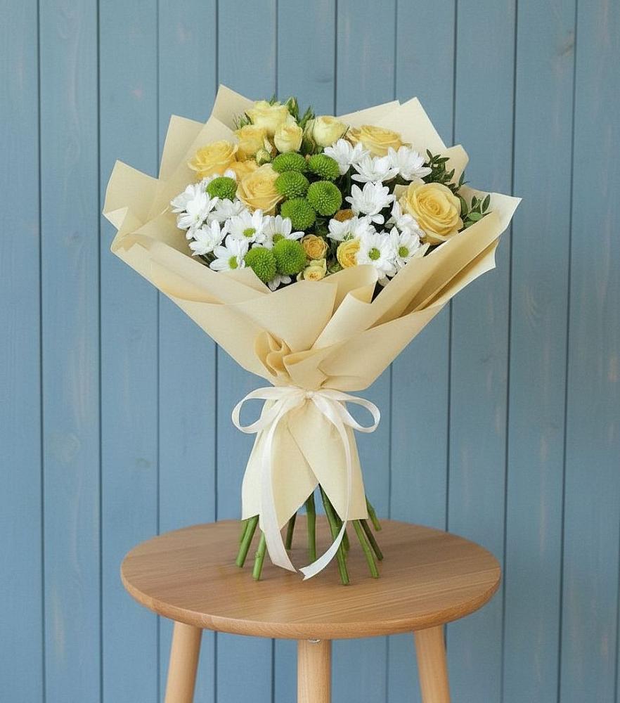 Букет цветов из: Хризантемы и Розы в Долиновке