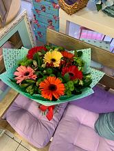 Букет цветов из:  Герберы, Хризантемы и Альстромерии #REPLACE_PRED# Долиновке