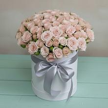 Цветочная композиция из Розы в шляпной коробке в Долиновке