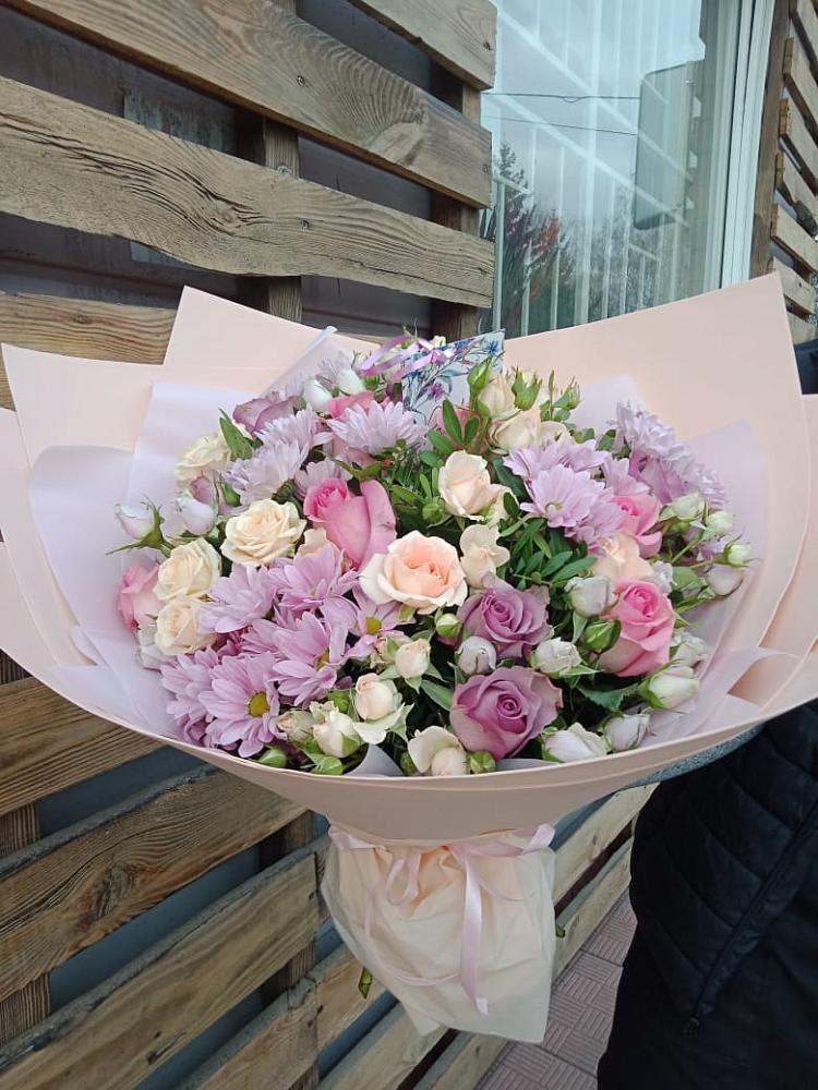 Букет цветов из: Розы и Хризантемы в Долиновке