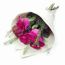 Букет цветов из:  Розы в Долиновке