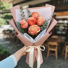 Букет цветов из:  Розы в Долиновке