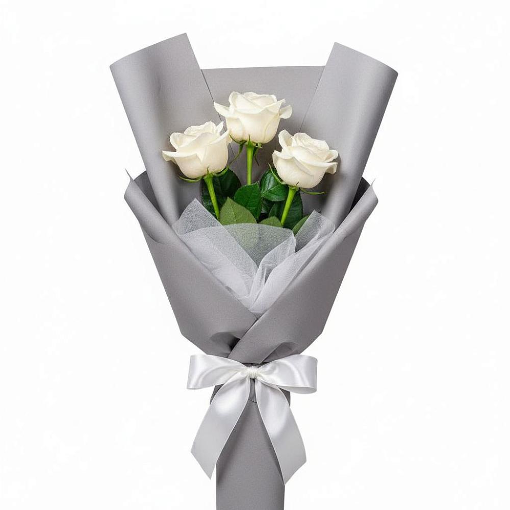 Букет 3 белые розы в Долиновке