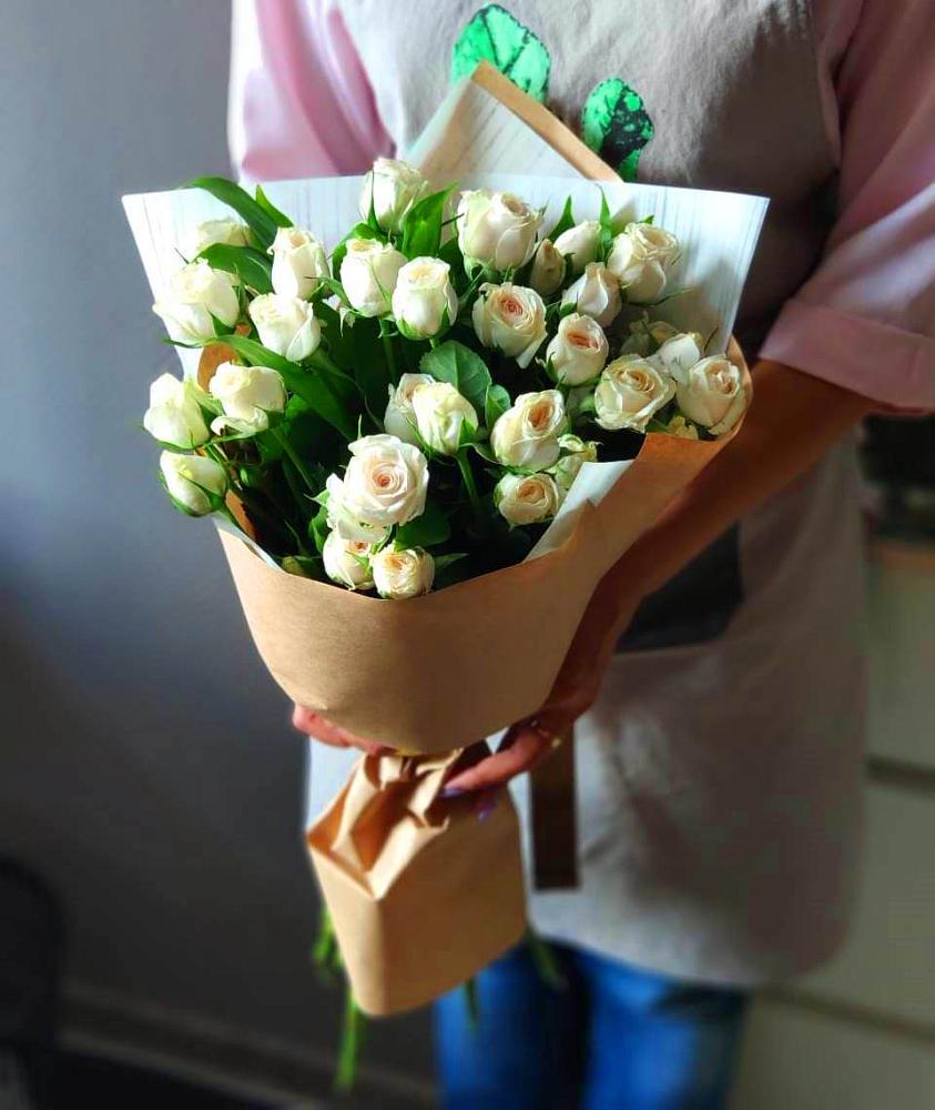 Букет цветов из: Розы в Долиновке