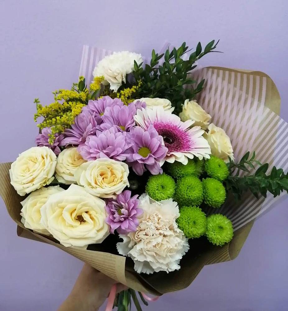 Букет цветов из: Хризантемы, Розы, Гвоздики и Герберы в Долиновке