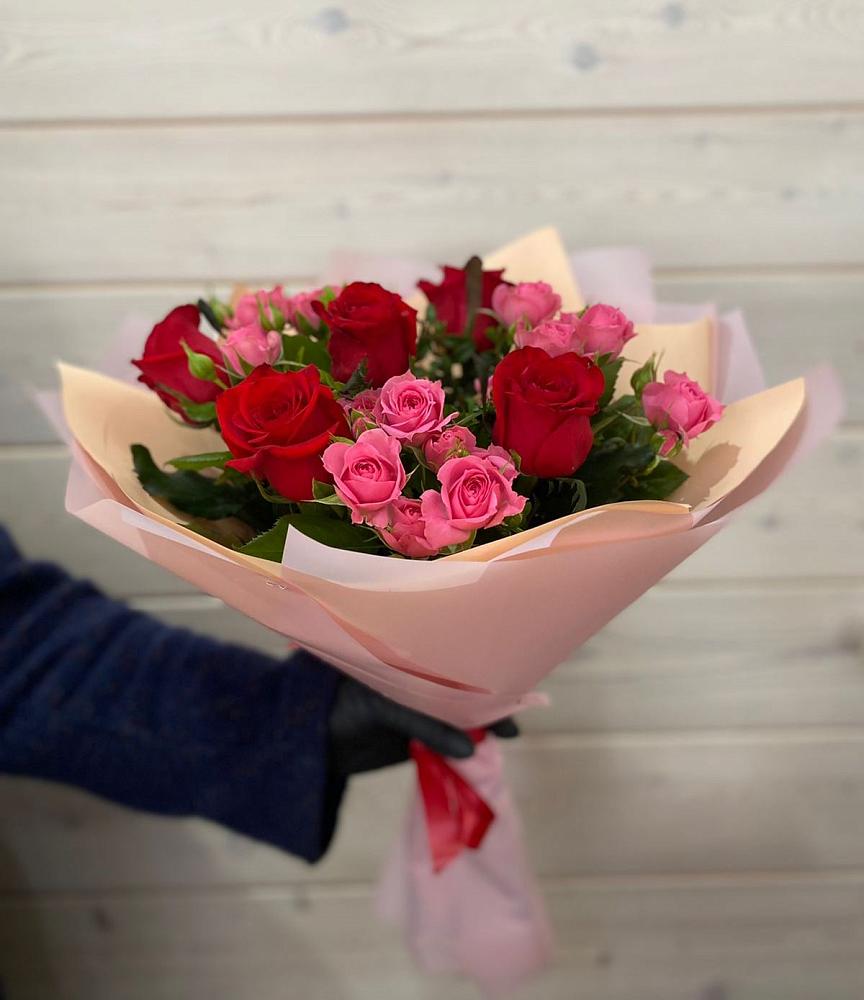 Букет цветов из: Розы в Долиновке