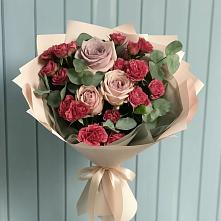 Букет цветов из:  Гвоздики и Розы в Долиновке
