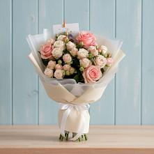 Букет цветов из:  Розы в Долиновке