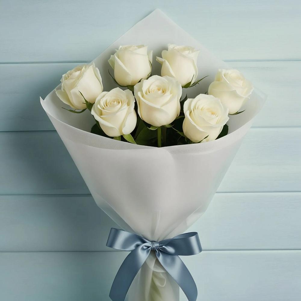 Букет 7 Белых роз Эдлесс Лав в Долиновке